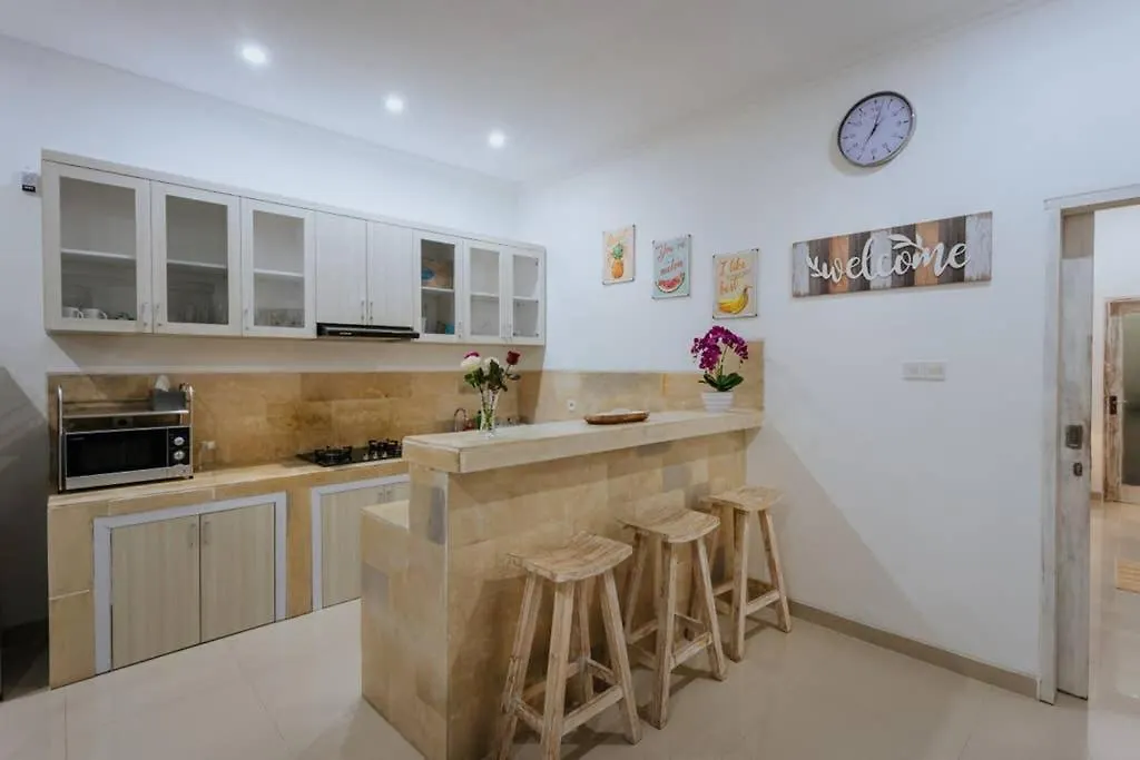 Villa Cathy Seminyak Indonesien